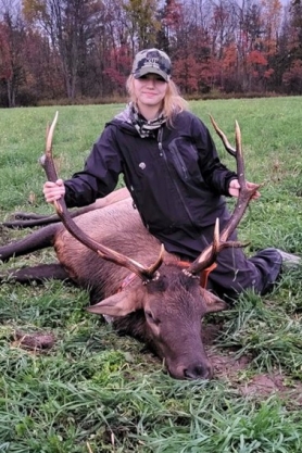 Izzy became the first elk youth hunter in 2023