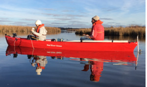Canoe conducting lake profiling © WGNHS