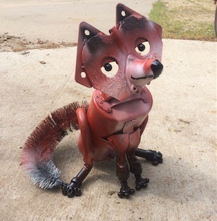 An image of a metal art piece of a Red Fox.